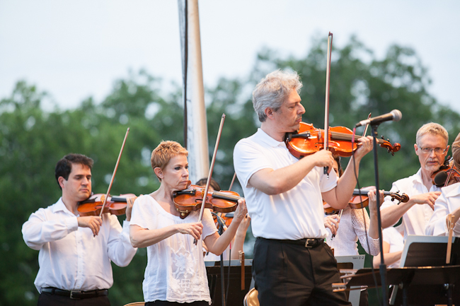 Farmer's Branch Historical Park Stars and Strings Event