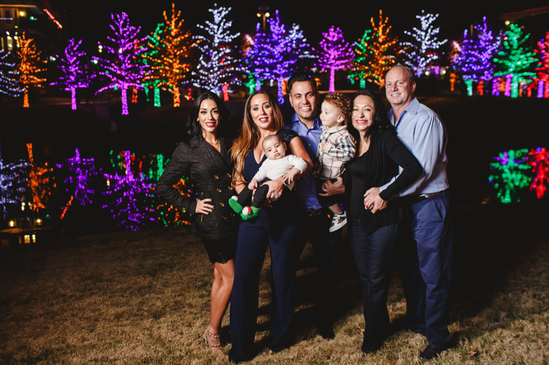 vitruvian park dallas family photographer christmas 