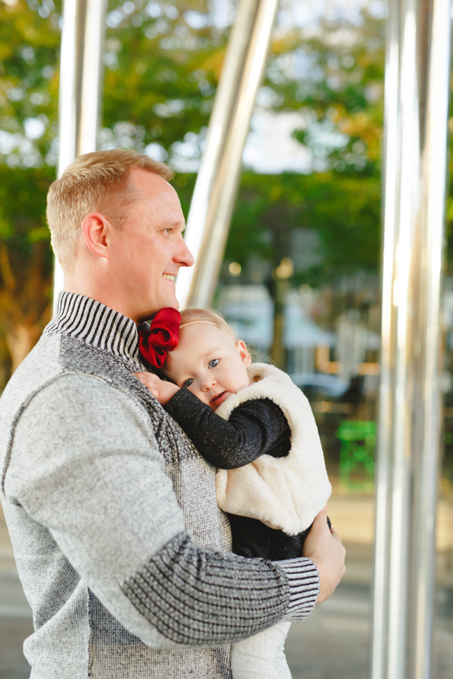 dallas family photographer klyde warren park