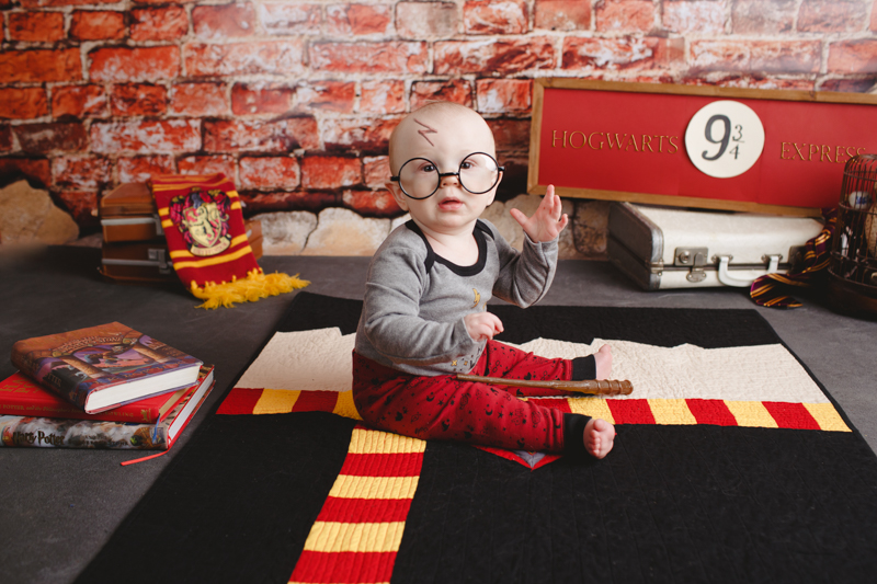 harry potter cake smash sitter session dallas photographer